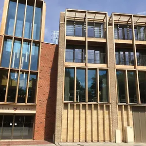 ホテル West Court- Jesus College CBG