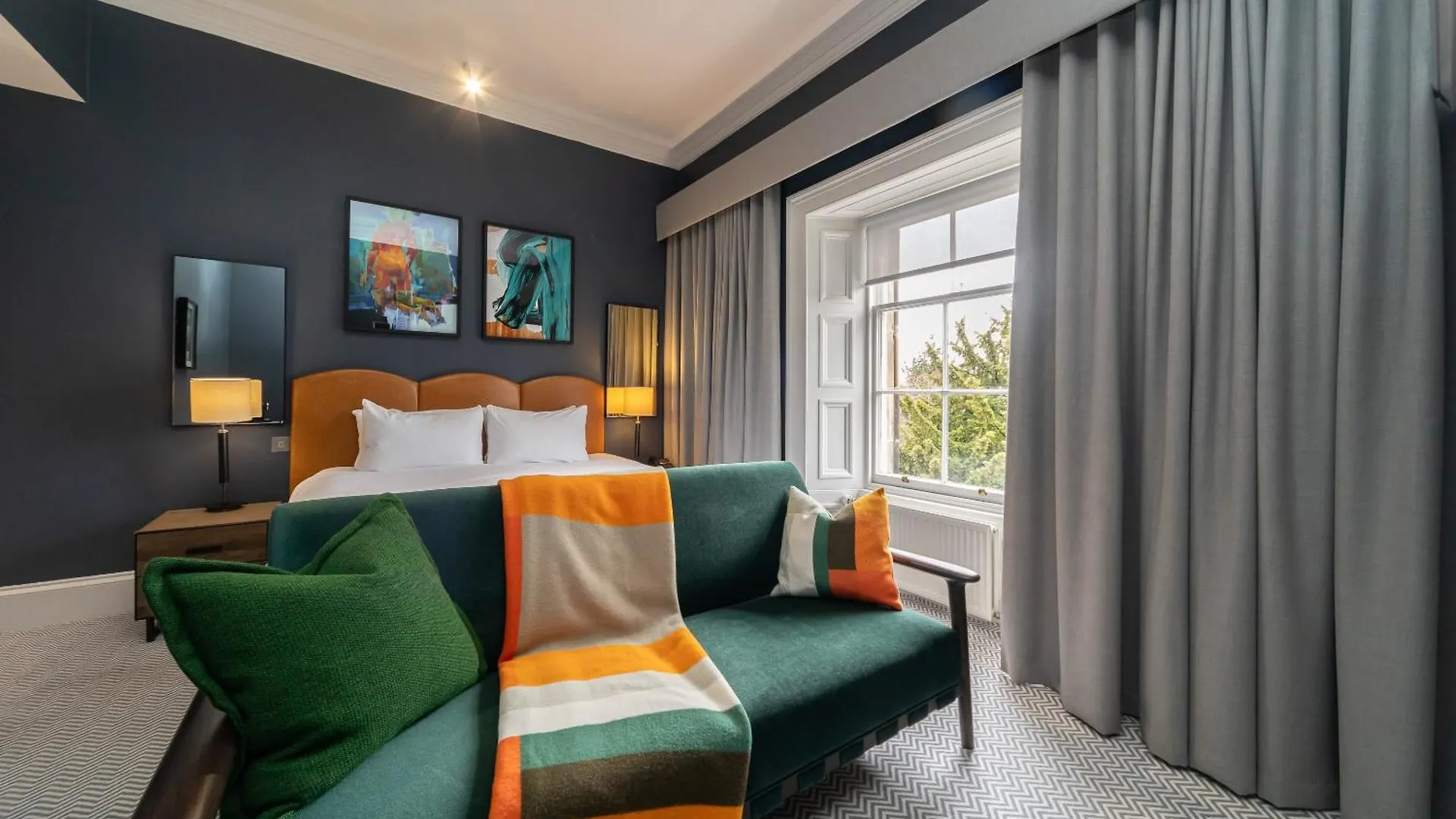 The Scott Hotel Edinburgh 4*,