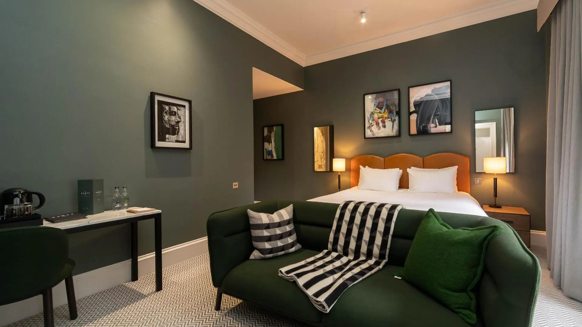 The Scott Hotel Edinburgh